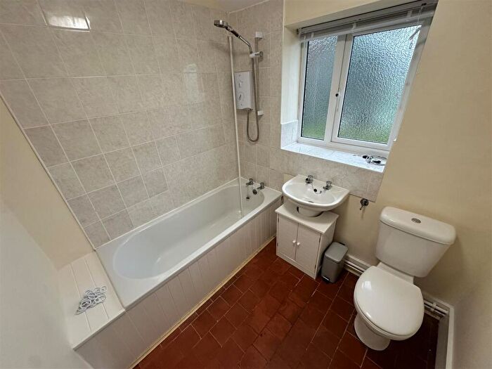 2 Bedroom Cottage To Rent In Red Hill Road, Storeton, CH63