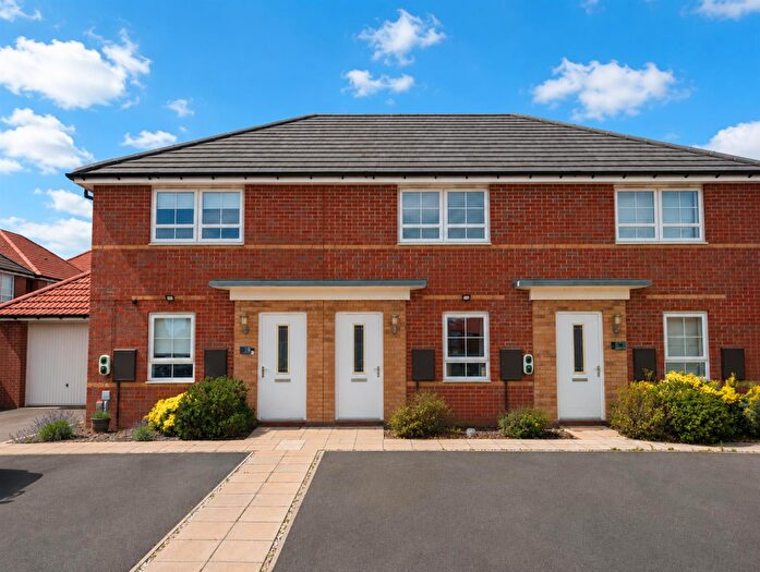 2 Bedroom House For Sale In Squires Grove, Bingham, Nottingham, NG13