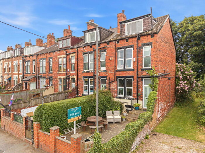 4 Bedroom Terraced House For Sale In Morritt Drive, Leeds, LS15