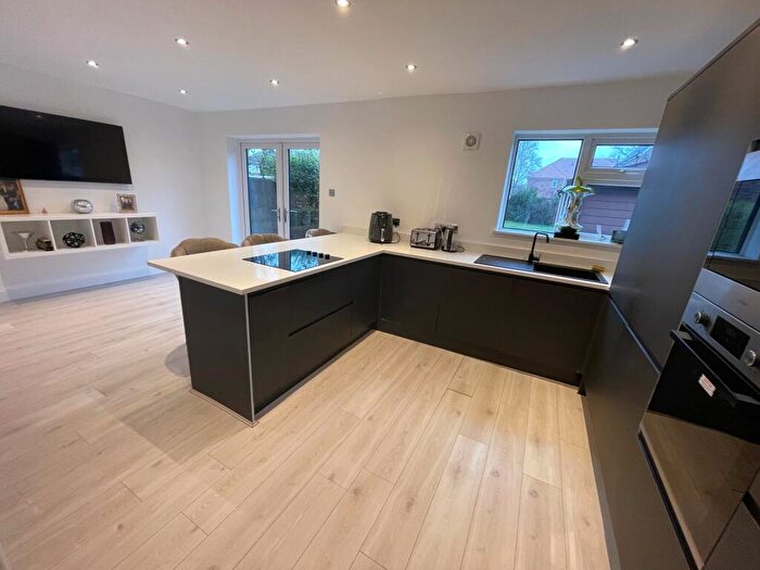 3 Bedroom House To Rent In Lilac Avenue, Southport, PR8