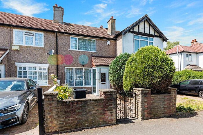 2 Bedroom Apartment To Rent In Marden Road, Croydon, CR0