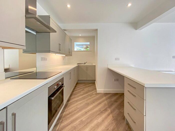 3 Bedroom Detached House For Sale In Anchor Road, Calne, SN11