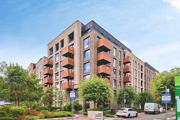 1 Bedroom Flat For Sale In Carriage House, Leyton Road, London, E15