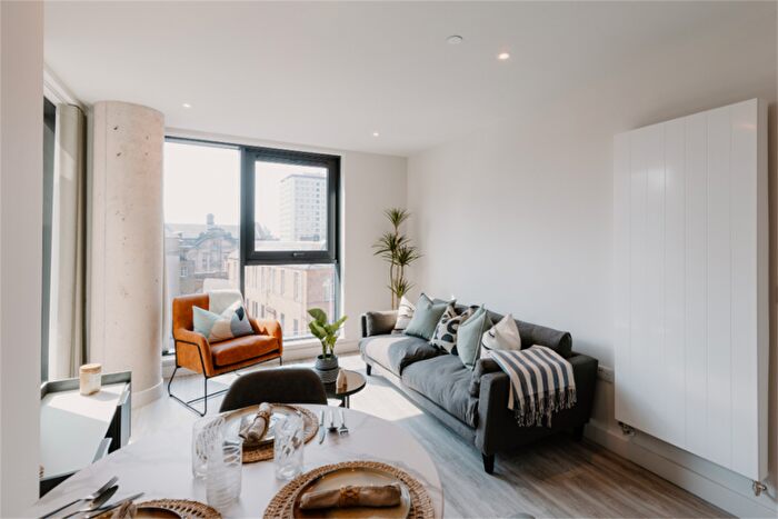 2 Bedroom Apartment To Rent In Holland Street, Glasgow, G2