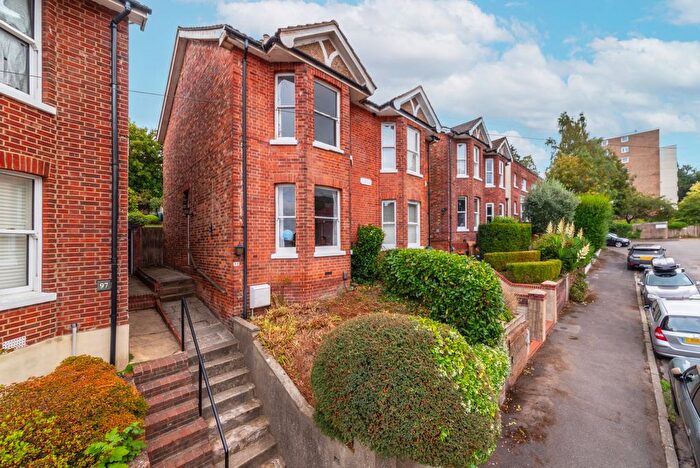 3 Bedroom Semi Detached House For Sale In St. James Park, Tunbridge Wells, TN1