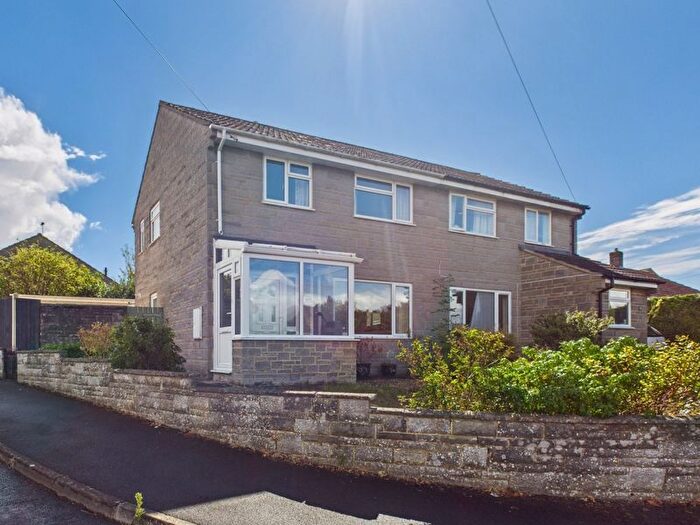 3 Bedroom Semi-detached House For Sale In Laburnum Drive, Somerton, TA11