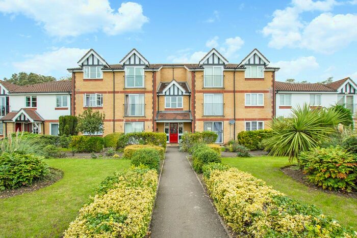 1 Bedroom Flat For Sale In Morse Close, Harefield, Uxbridge, UB9