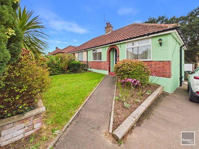 2 Bedroom Semi-Detached Bungalow For Sale In Sutherland Avenue, Hellesdon, NR6