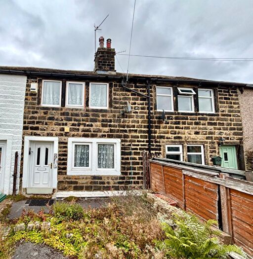 1 Bedroom Terraced House For Sale In Lane Ends, Oakworth, BD22