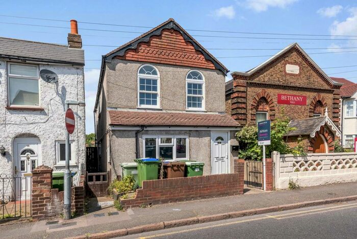 2 Bedroom Maisonette To Rent In North Street, Bexleyheath, DA7