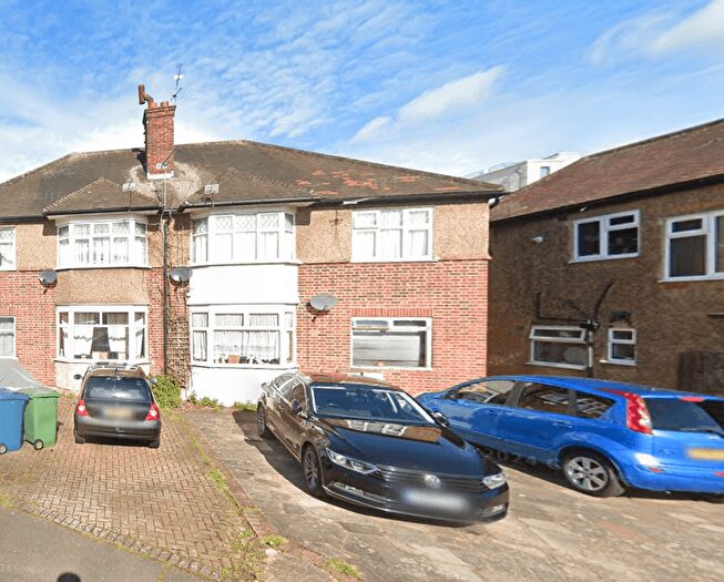 2 Bedroom Flat To Rent In Harrow, HA2