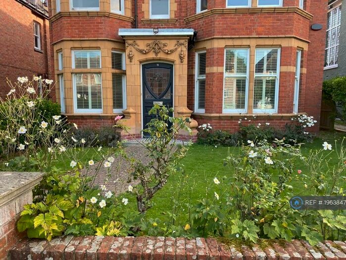 3 Bedroom Flat To Rent In Turketel Road, Folkestone, CT20