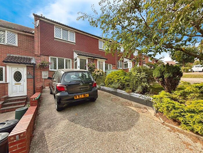 2 Bedroom Terraced House For Sale In Becket Close, Hastings, TN34