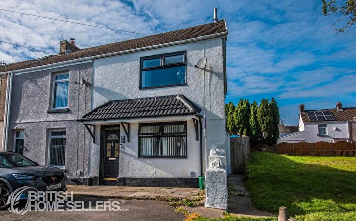 3 Bedroom End Of Terrace House For Sale In Hosea Row, Landore, Swansea, SA1