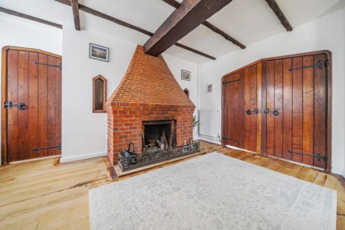 5 Bedroom Detached House For Sale In Grays Close, Alverstoke, PO12