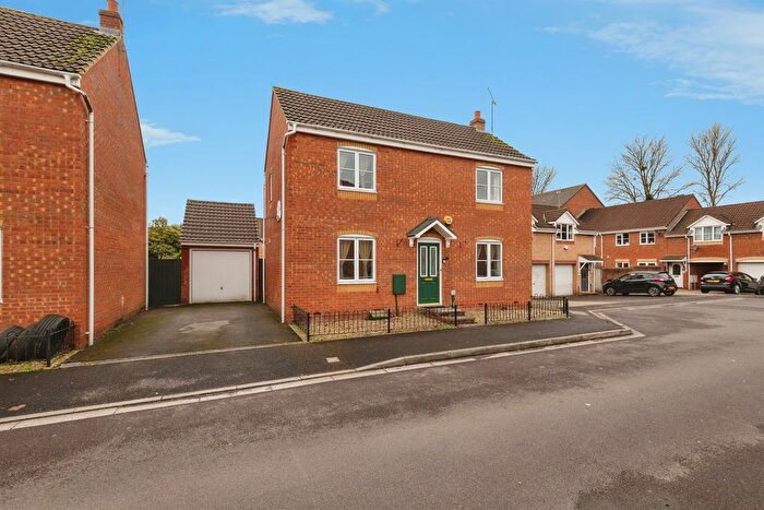 3 Bedroom Detached House For Sale In Avill Crescent, Taunton, TA1