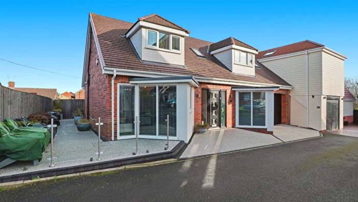 3 Bedroom Semi Detached House For Sale In Monkton Dene View, Jarrow, Tyne And Wear, NE32