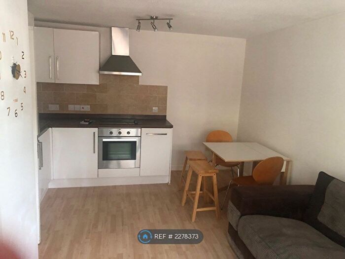 2 Bedroom Flat To Rent In Station Parade, Virginia Water, GU25