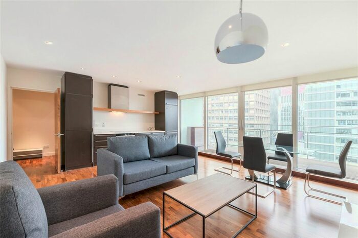 2 Bedroom Flat To Rent In The View, Palace Street, Westminster, London, SW1E