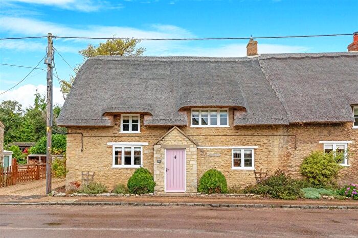 3 Bedroom Cottage For Sale In Main Street, Sudborough, NN14