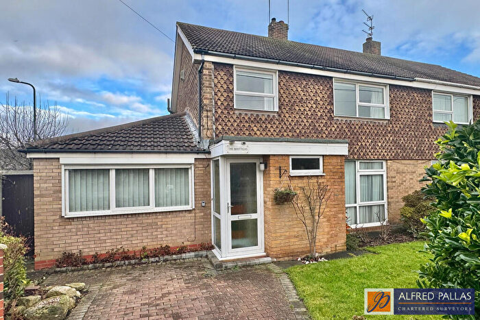 3 Bedroom Semi-Detached House For Sale In Dipe Lane, East Boldon, NE36