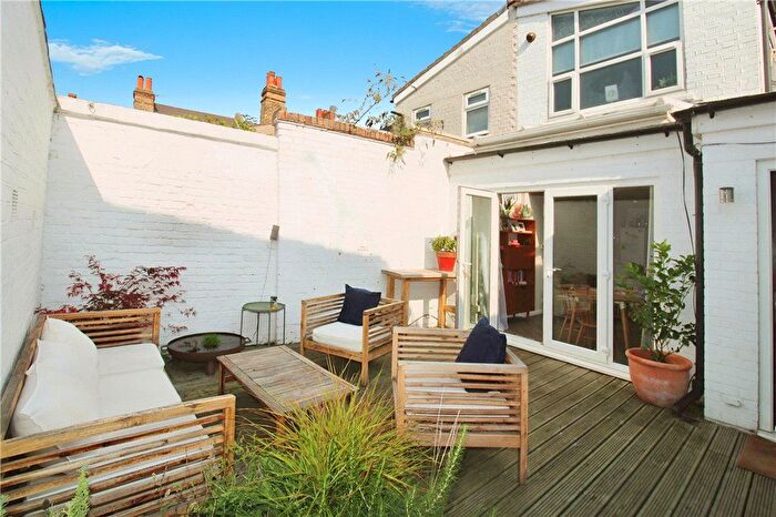 1 Bedroom Semi-Detached House To Rent In Bassingham Road, London, SW18