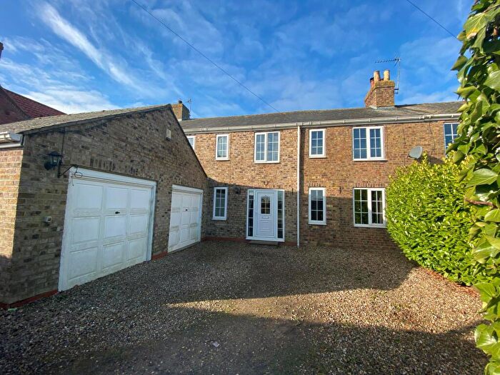 4 Bedroom Semi-Detached House For Sale In Rise Lane, Catwick, Beverley, HU17