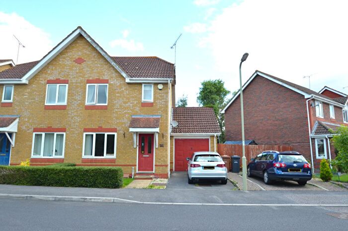 3 Bedroom Semi-Detached House To Rent In Larkspur Drive, Chandler's Ford, Eastleigh, SO53