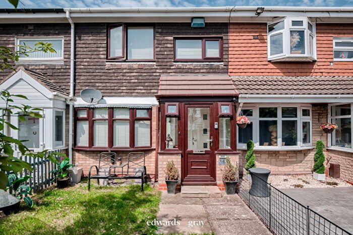 3 Bedroom Terraced House For Sale In Severn Close, Smiths Wood, B36