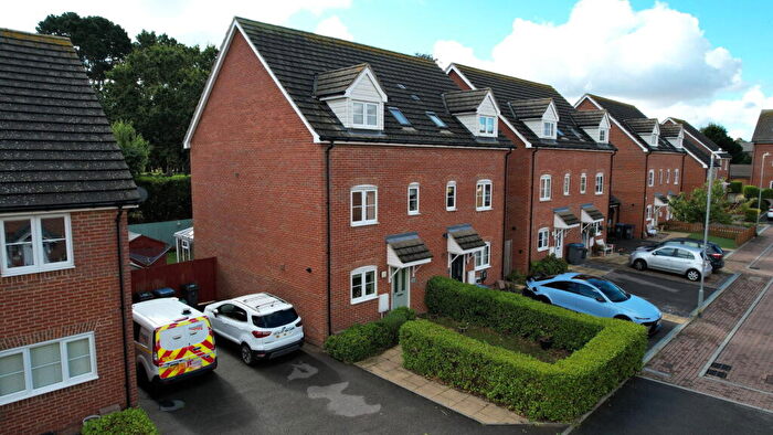 4 Bedroom Semi-Detached House For Sale In Scholars Close, Deal, CT14