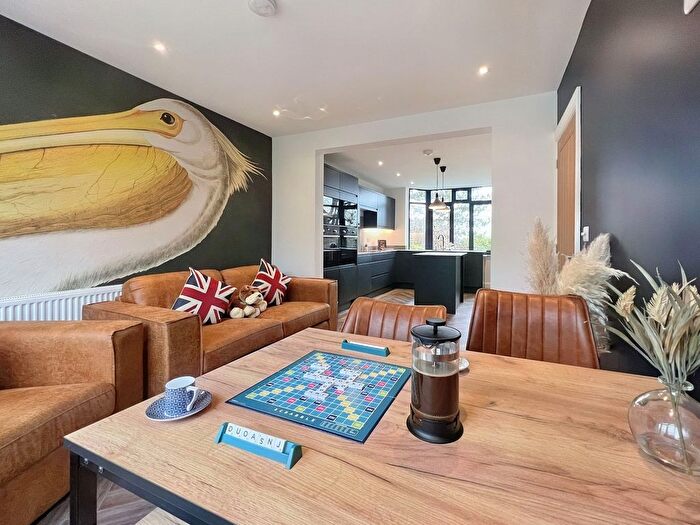 1 Bedroom Semi-Detached House To Rent In Station Road, London, E4