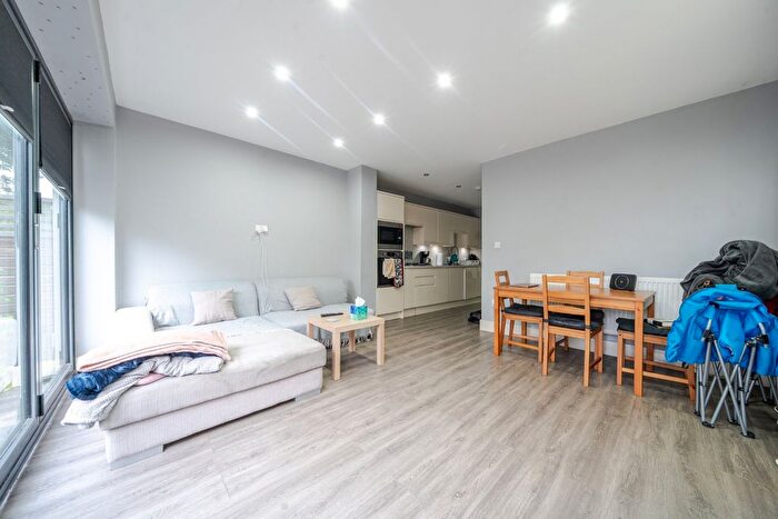 3 Bedroom Property To Rent In Gap Road, Wimbledon, London, SW19