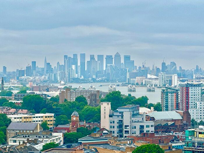 3 Bedroom Flat For Sale In Compton House, Victory Parade Plumstead Road, Woolwich, London, SE18