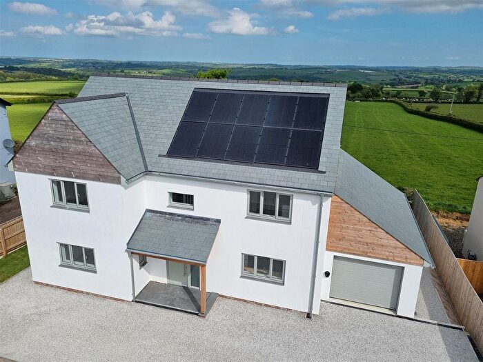 5 Bedroom Detached House For Sale In Lewdown, Devon., EX20