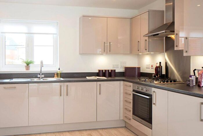 2 Bedroom Apartment For Sale In Netherhall Gardens, Worts Causeway, Cambridge, CB1