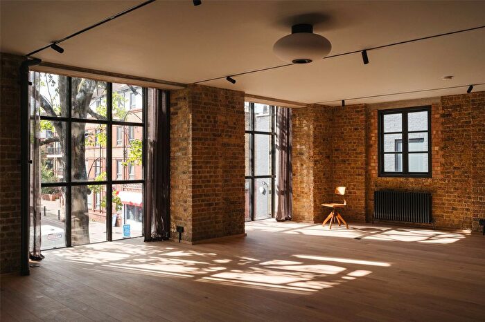 2 Bedroom Flat To Rent In Wilds Rents, Bermondsey, London, SE1