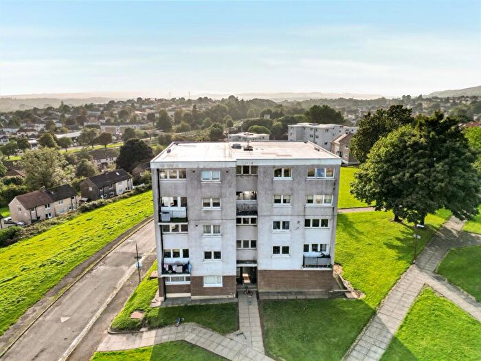 2 Bedroom Flat For Sale In Irving Quadrant, Clydebank, G81