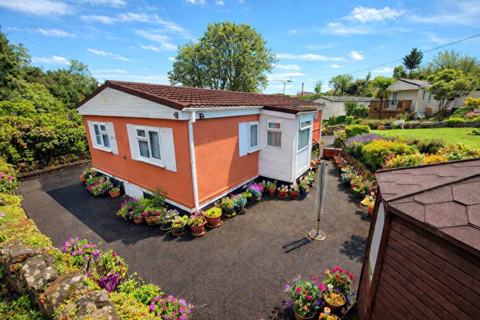 2 Bedroom Park Home For Sale In Econia Park, Exeter, EX2