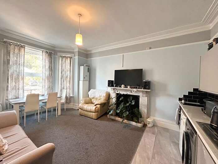 1 Bedroom Flat To Rent In Hamilton Road, Bournemouth, BH1