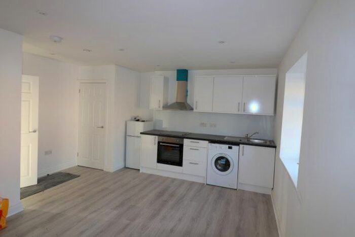1 Bedroom Flat To Rent In A Elm Park Avenue, Hornchurch, RM12