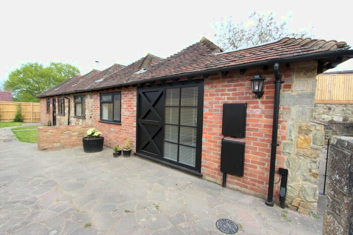 1 Bedroom Cottage To Rent In Willow Court, Horney Common, Uckfield, TN22
