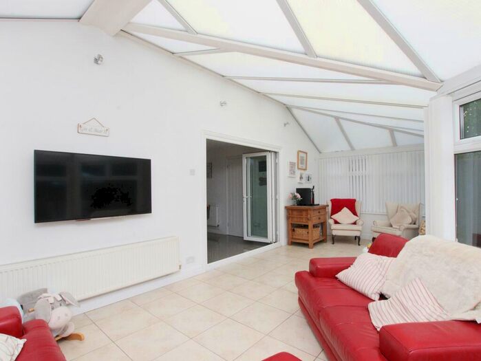 5 Bedroom Detached House For Sale In Graig Y Mynydd, Gelliseren, Tonyrefail, CF39