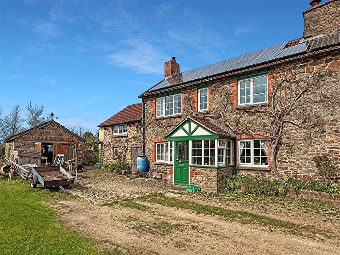4 Bedroom Cottage For Sale In Harracott, Barnstaple, EX31