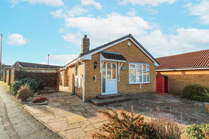 3 Bedroom Detached Bungalow For Sale In Elmdale Drive, Edenthorpe, Doncaster, DN3