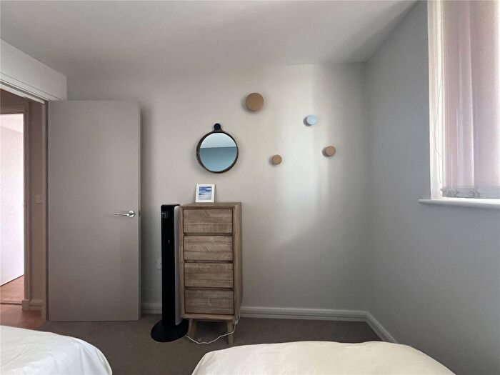 2 Bedroom Flat For Sale In Havannah Street, Cardiff, CF10