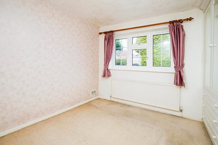 3 Bedroom Bungalow For Sale In Maple Close, Gresford, Wrexham, LL12