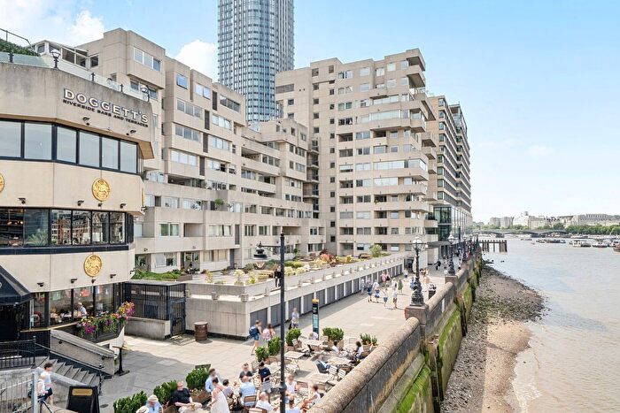1 Bedroom Flat For Sale In Upper Ground, London, SE1
