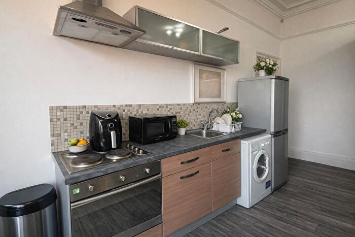 1 Bedroom Flat To Rent In Springfield Road, Leicester, LE2