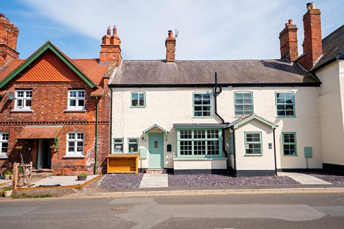 3 Bedroom End Of Terrace House For Sale In Main Street, Escrick, York, YO19