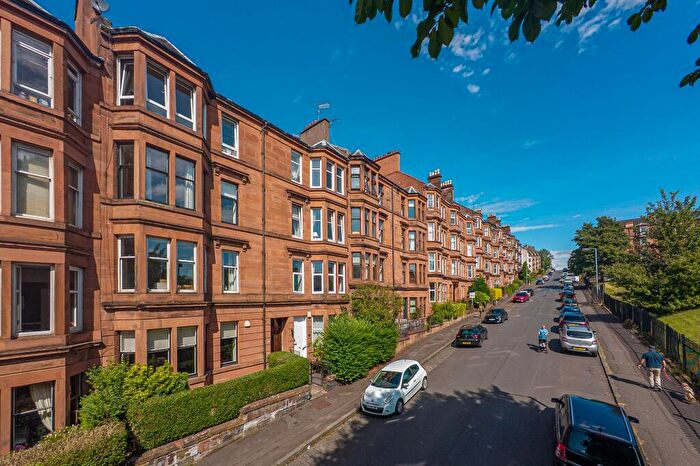 1 Bedroom Apartment For Sale In Thornwood Drive, Thornwood, Glasgow, G11